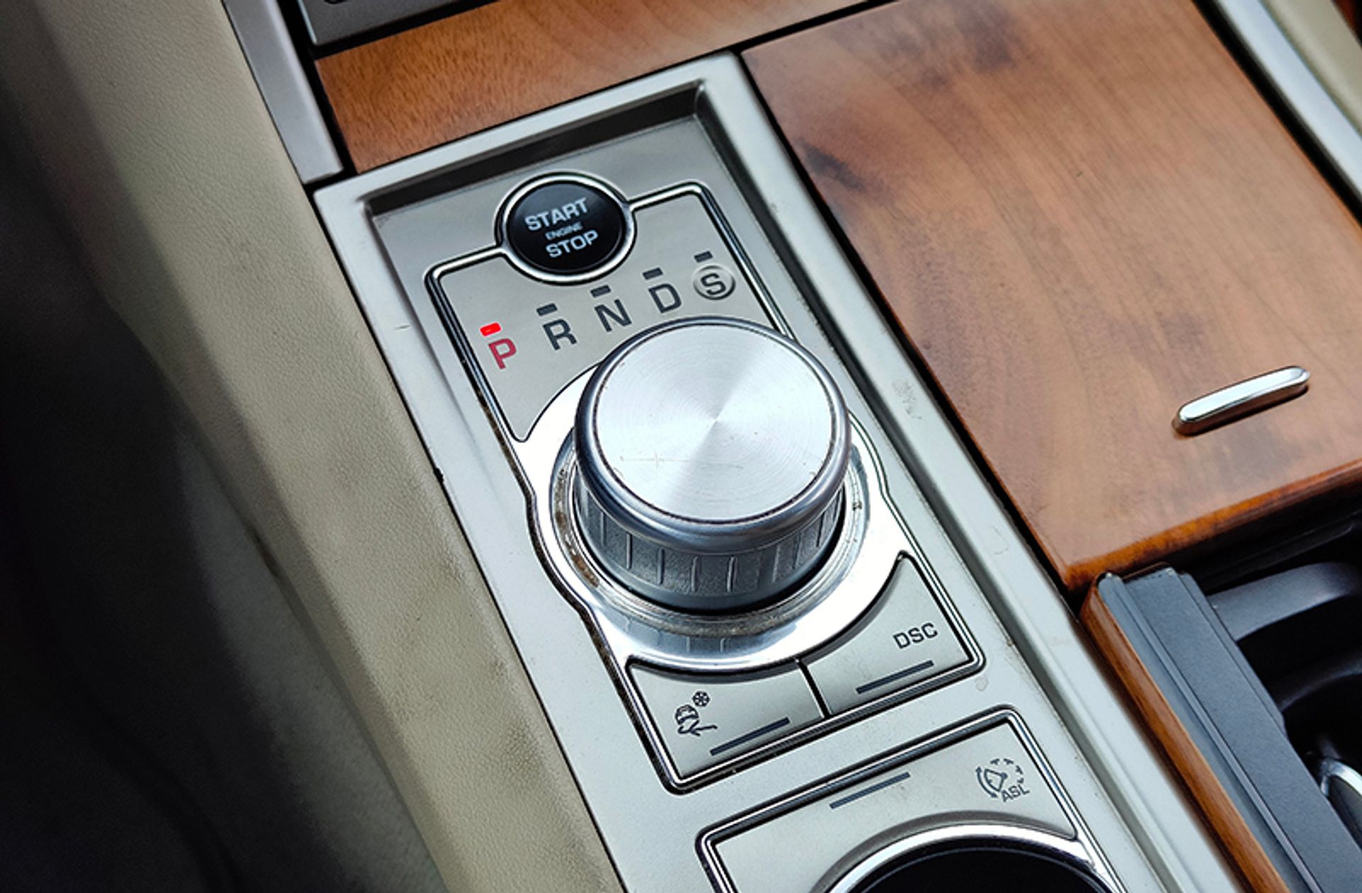 Jaguar XF 2.7D V6 Luxury - foto 5