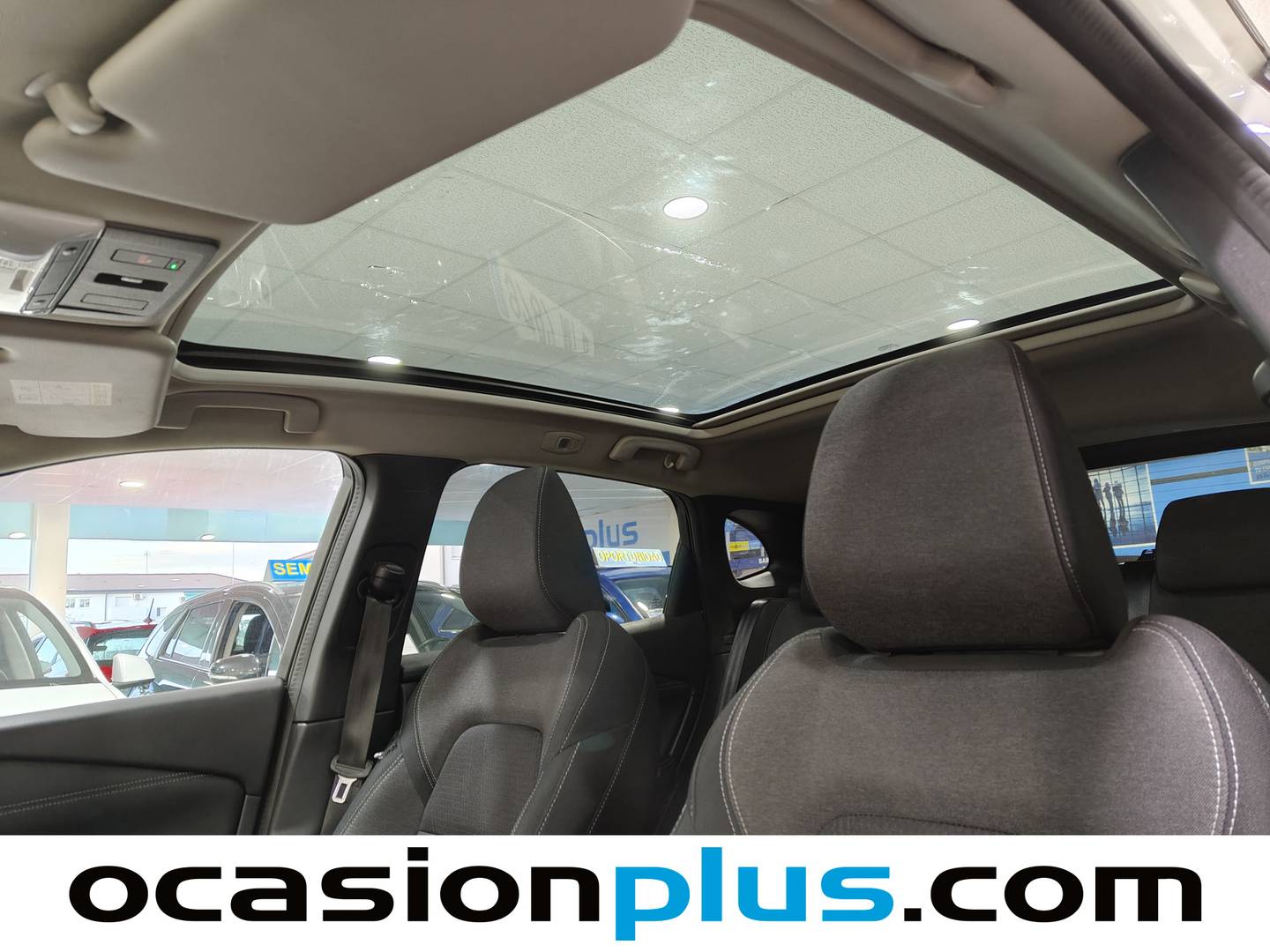 Extras y acabados del Nissan QASHQAI Nissan Qashqai 140 mHEV N-Connecta 4x2 (140 CV)