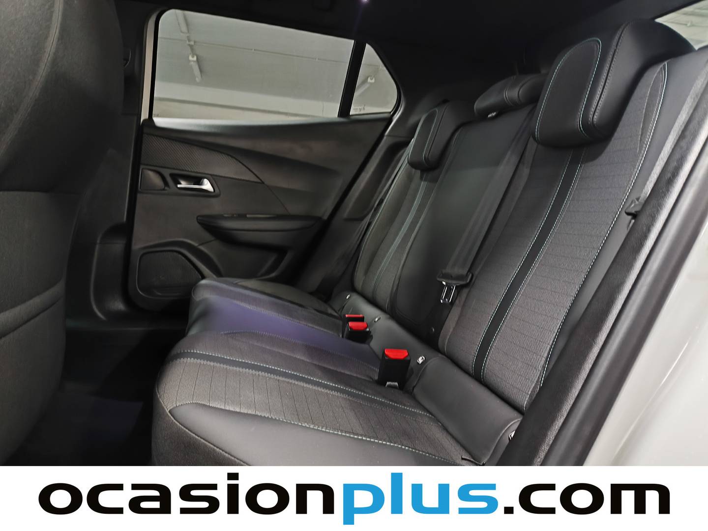 Peugeot 2008 Peugeot 2008 PureTech 130 S&S Allure Pack (130 CV) de segunda mano