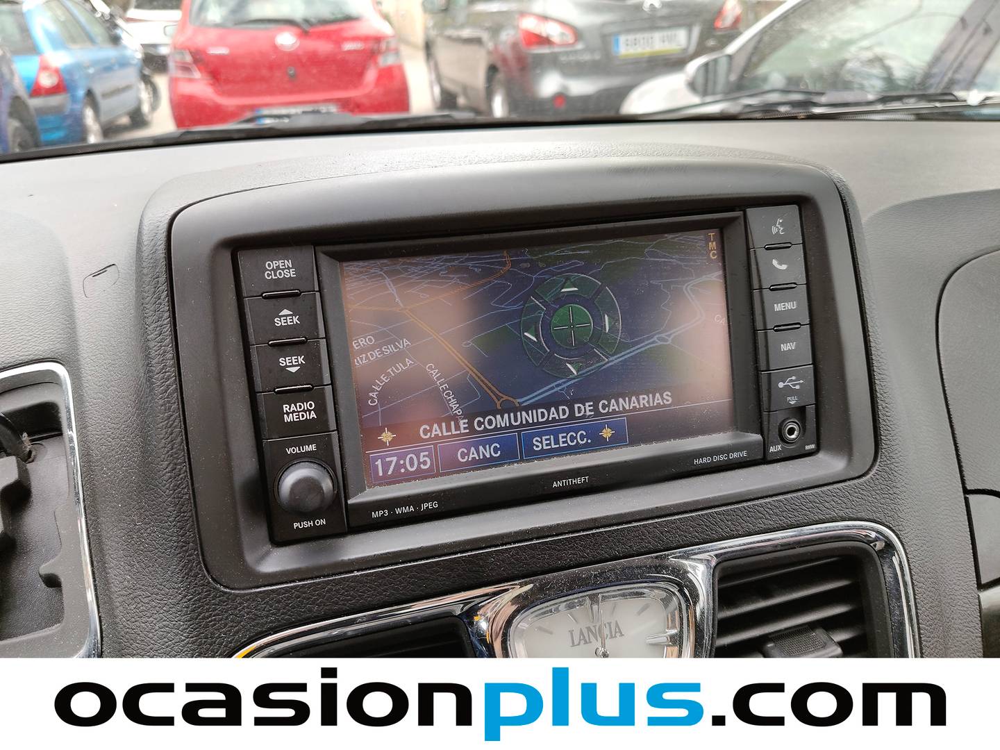 Equipamiento del Lancia Voyager Lancia Voyager 2.8 CRD PLATINUM  (177 CV) 7 Plazas