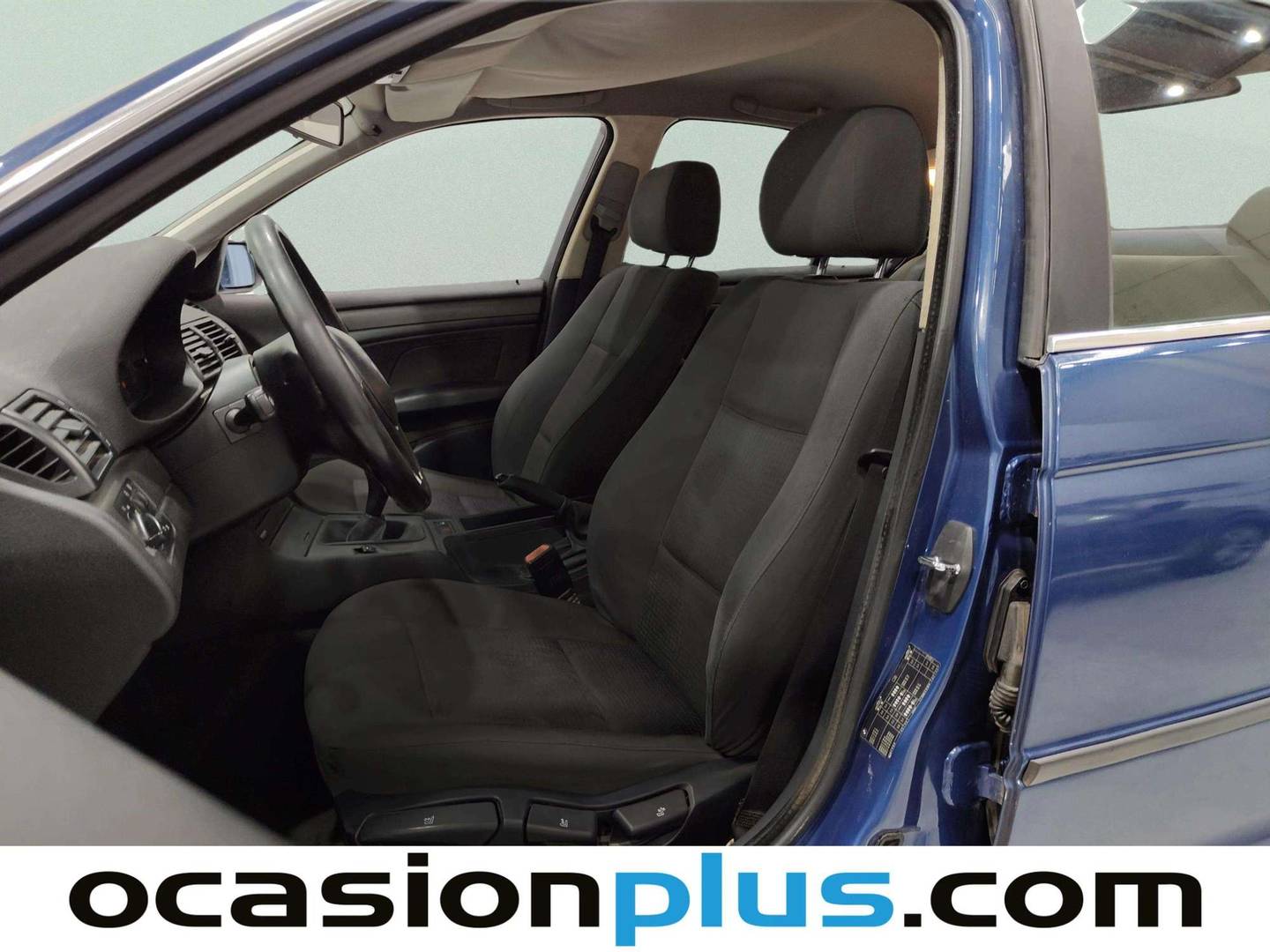 Foto asientos delanteros BMW Serie 3 BMW Serie 3 320d (150 CV)