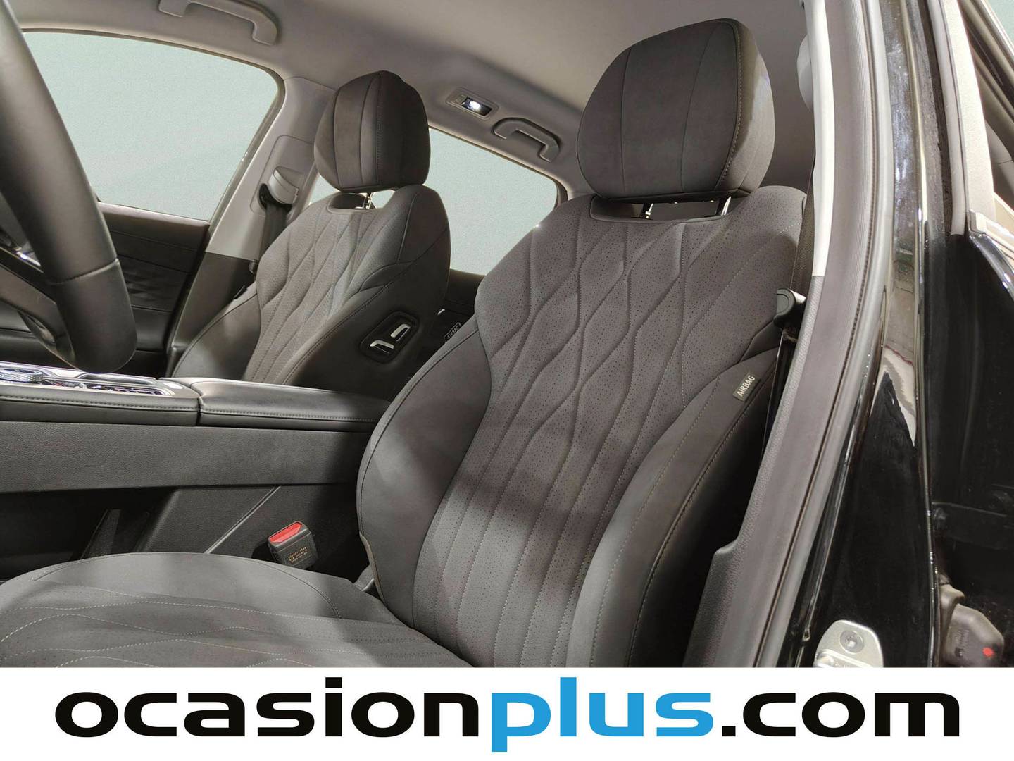 Extras del EBRO S800 EBRO S800 1.6 TGDI Premium DCT (147 CV) 7 Plazas