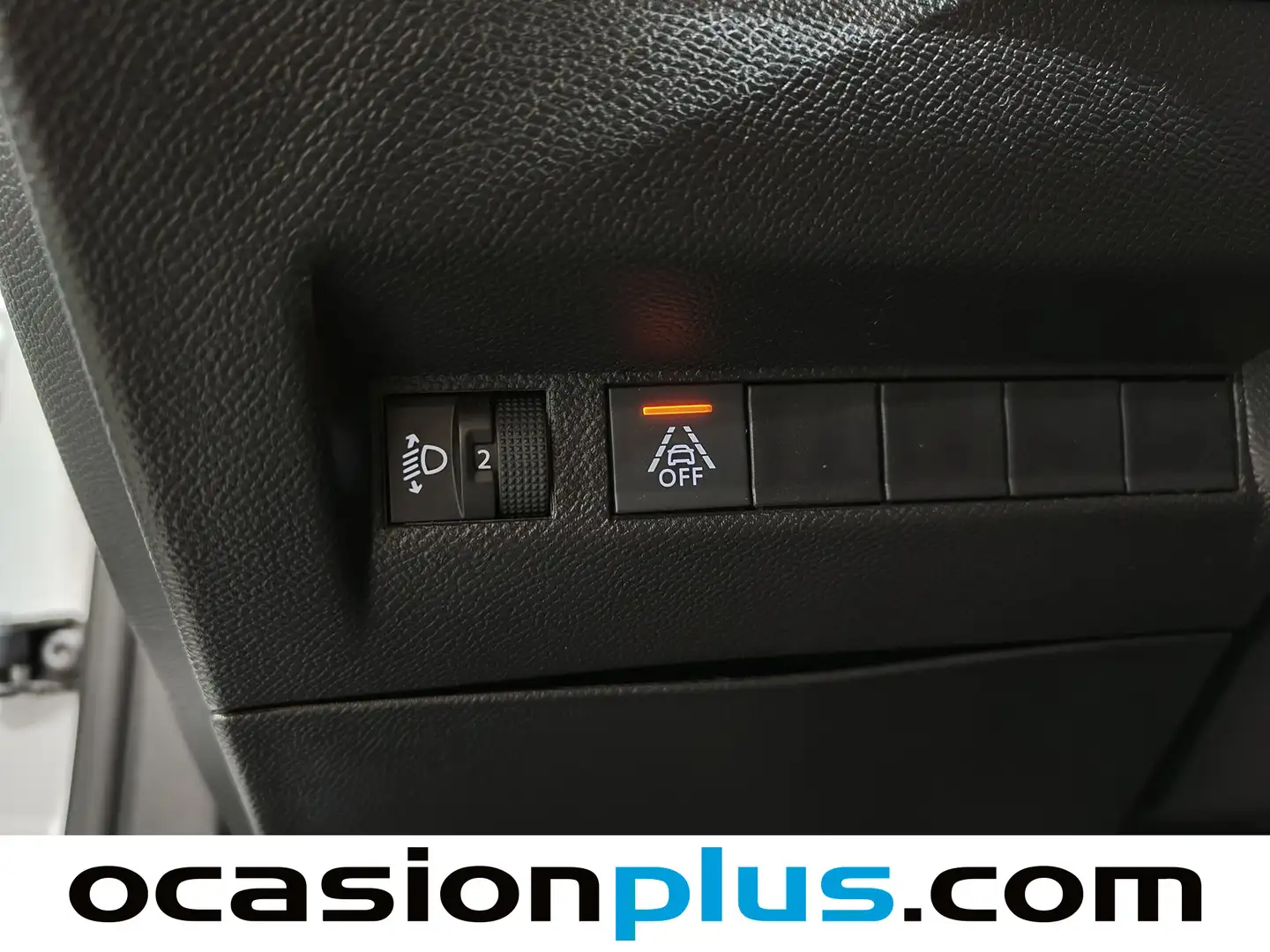 Foto Peugeot 2008 Peugeot 2008 PureTech 100 S&S Allure (100 CV)