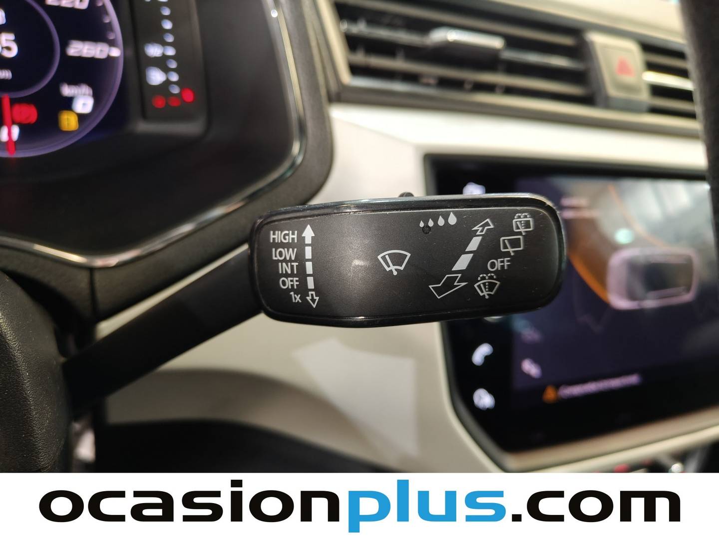 Foto Seat Arona SEAT Arona 1.0 TSI Ecomotive Xcellence (115 CV)