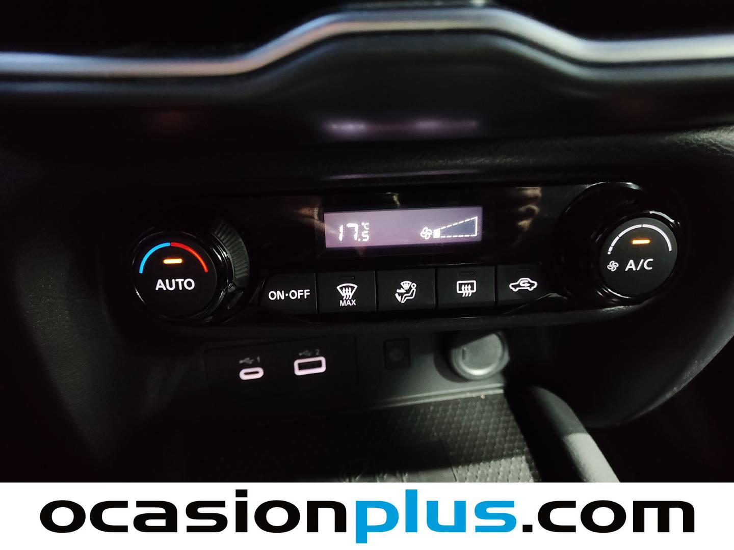 Foto Nissan JUKE Nissan Juke DIG-T N-Connecta 4x2 DCT (114 CV)