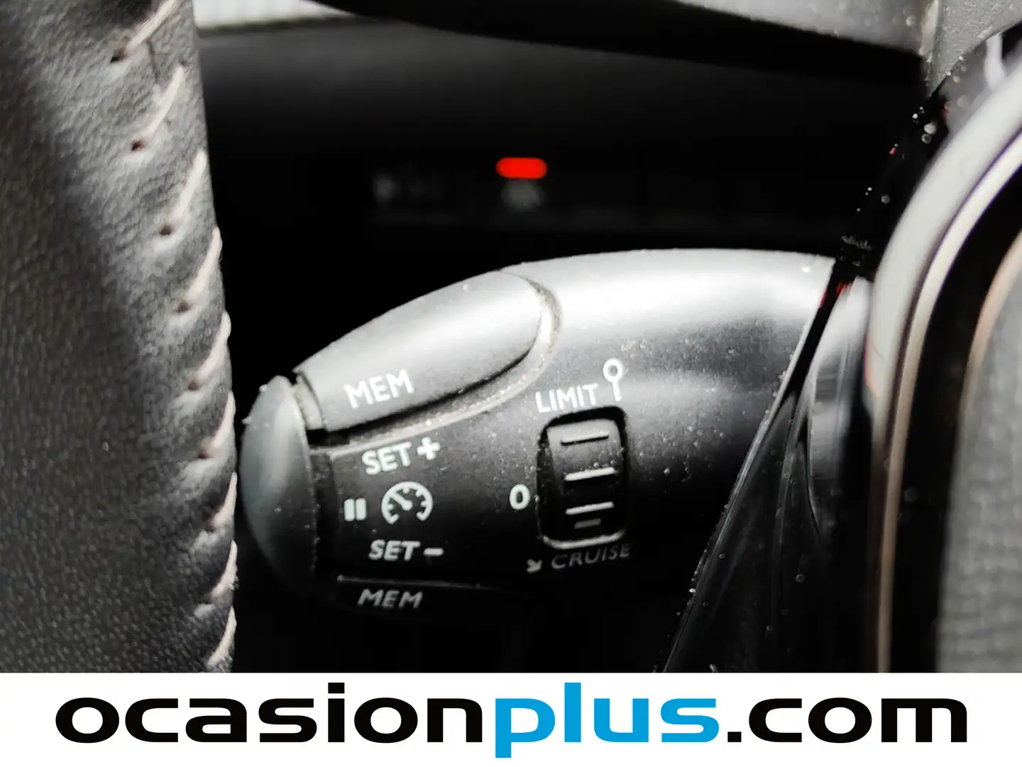 Foto Peugeot 2008 Peugeot 2008 PureTech 100 S&S Allure Pack  (100 CV)