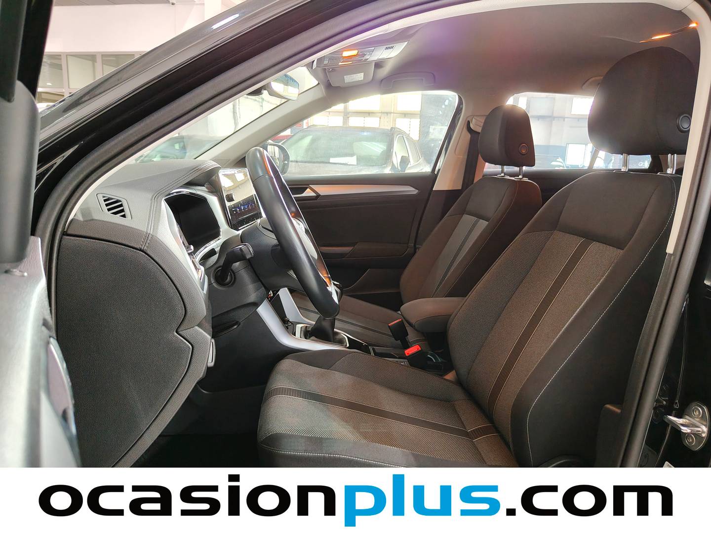 Foto asientos delanteros Volkswagen T-Roc Volkswagen T-Roc 1.0 TSI (115 CV)