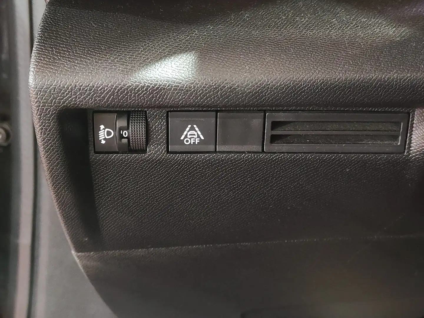 Foto Citroën C4 Citroen C4 PureTech 130 S&S 6v Feel Pack (130 CV)