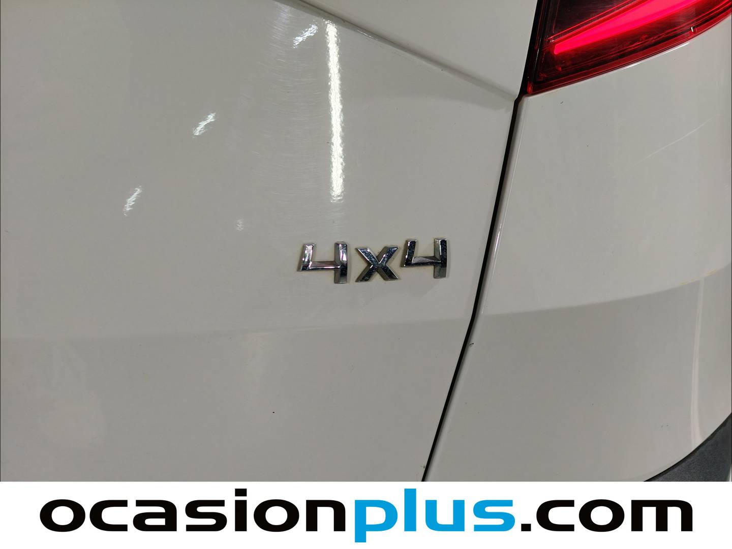 Foto Skoda Karoq Skoda Karoq 2.0 TDI Ambition 4X4 DSG (150 CV)