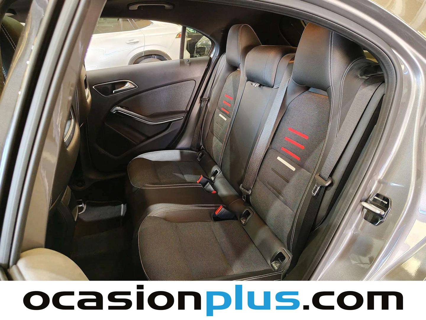 Foto asientos traseros Mercedes Clase A Mercedes-Benz Clase A 200 d (136 CV) Pack AMG
