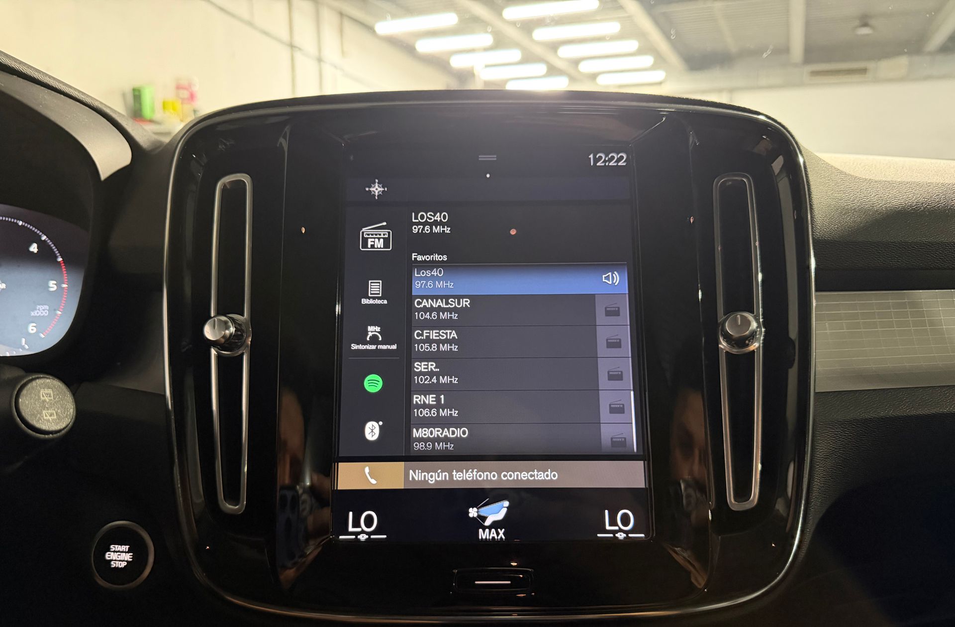 Volvo XC40 D3 Momentum - foto 32