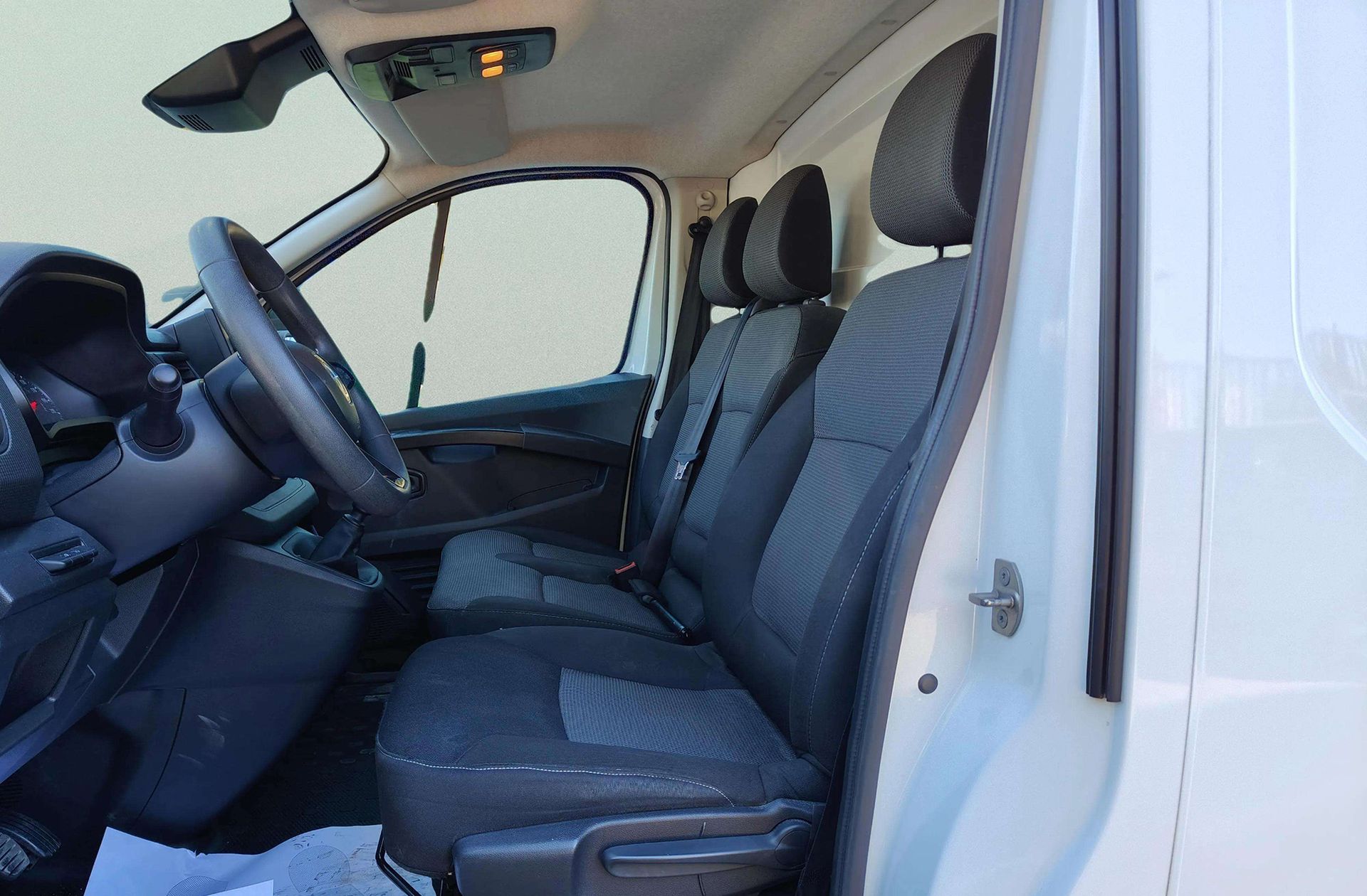 Renault Trafic Furgon L1H1 Blue dCi - foto 8