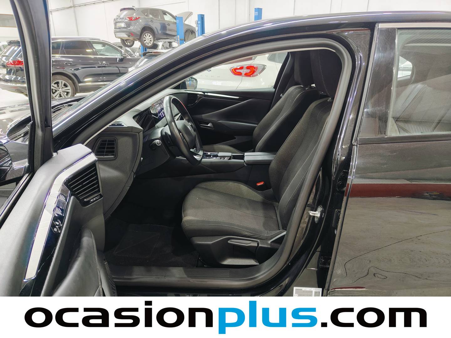 Foto DS DS 4 DS DS4 PureTech 130 Bastille Auto (130 CV)