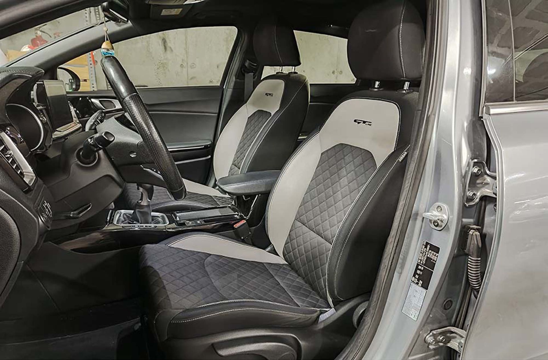 Kia ProCeed 1.4 T-GDi GT Line - foto 16