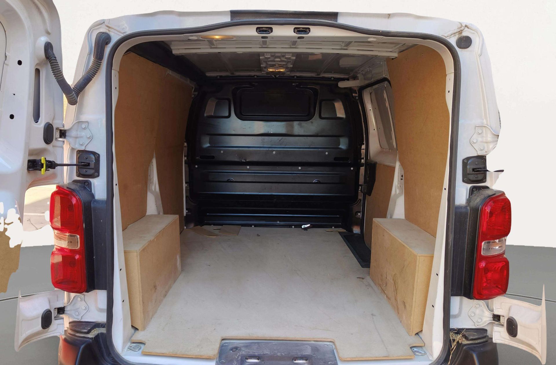 Fiat Scudo Furgon 1.5 BlueHDi L2 - foto 11