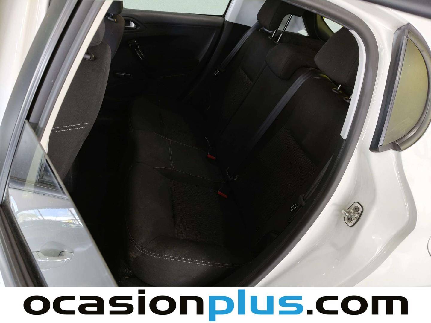 Foto asientos traseros Peugeot 208 Peugeot 208 PureTech 82 Style (82 CV)