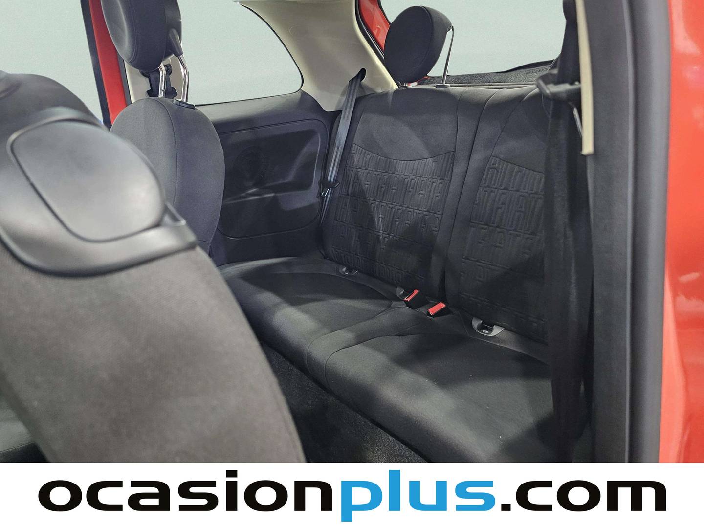 Foto asientos traseros Fiat 500 Fiat 500 1.0 Hybrid Dolcevita (70 CV)
