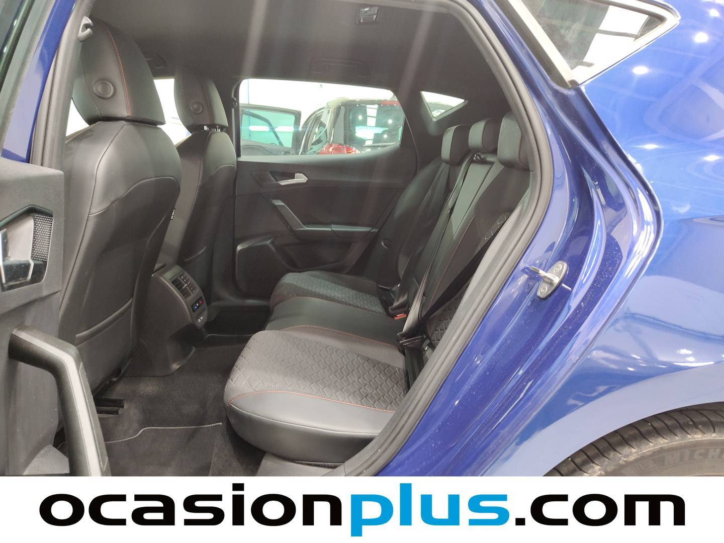 Foto Seat León SEAT León 1.5 eTSI S&S FR Go L DSG  (150 CV)