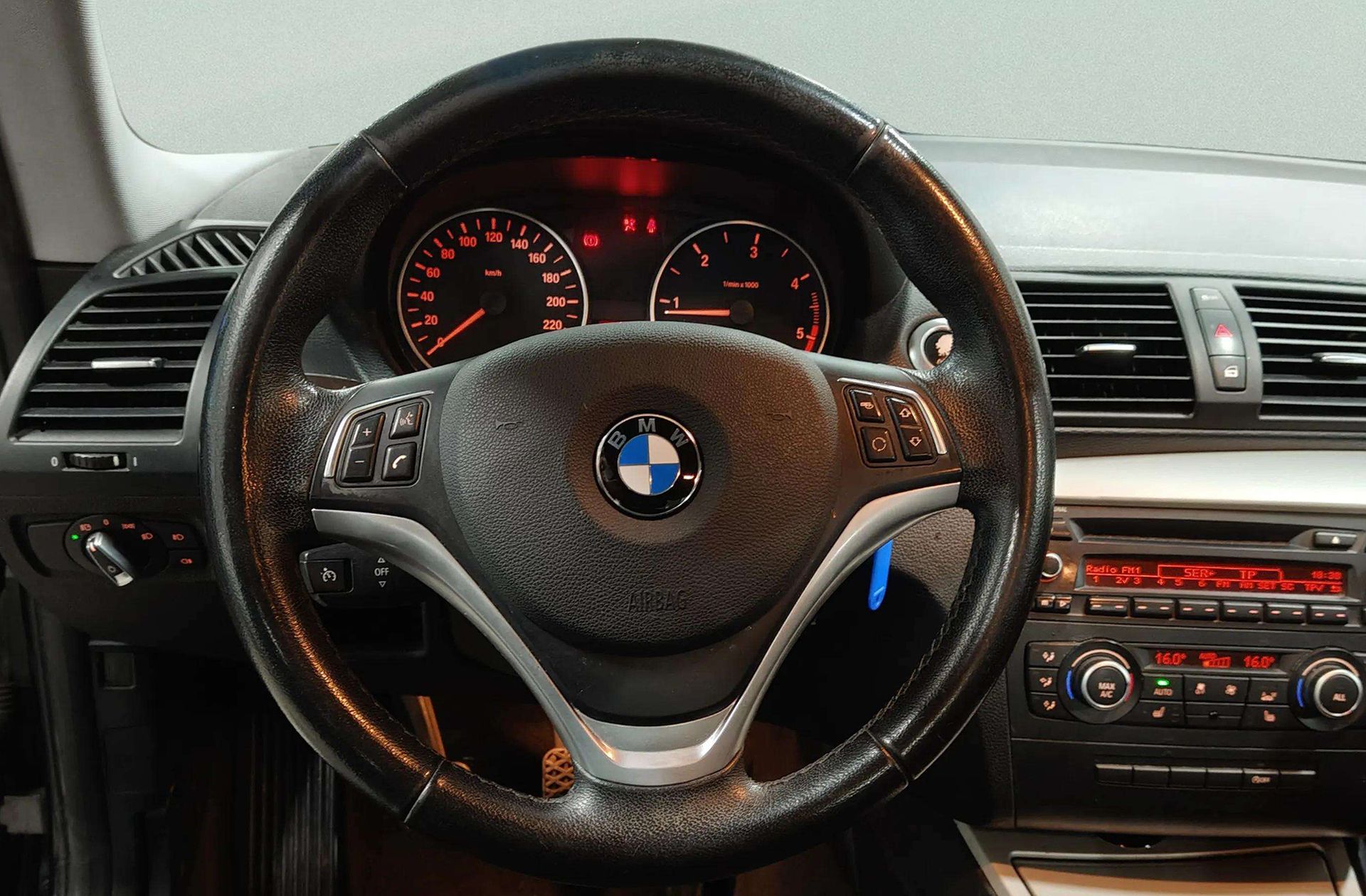 BMW Serie 1 118d Coupe - foto 20