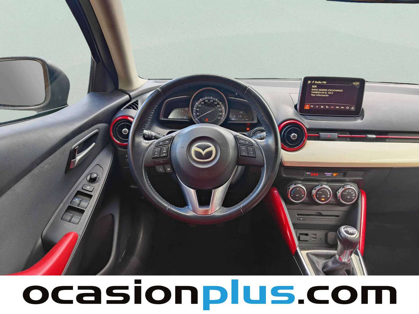 Foto Mazda Mazda2 Mazda Mazda 2 1.5 GE Style+ Confort Red (90 CV)