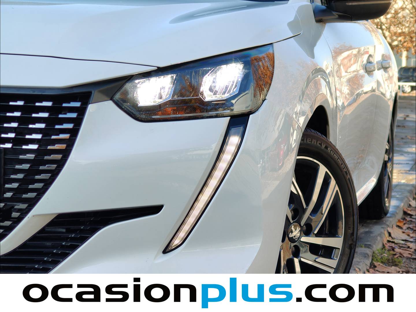 Foto Peugeot 208 Peugeot 208 PureTech 100 Allure  (100 CV)