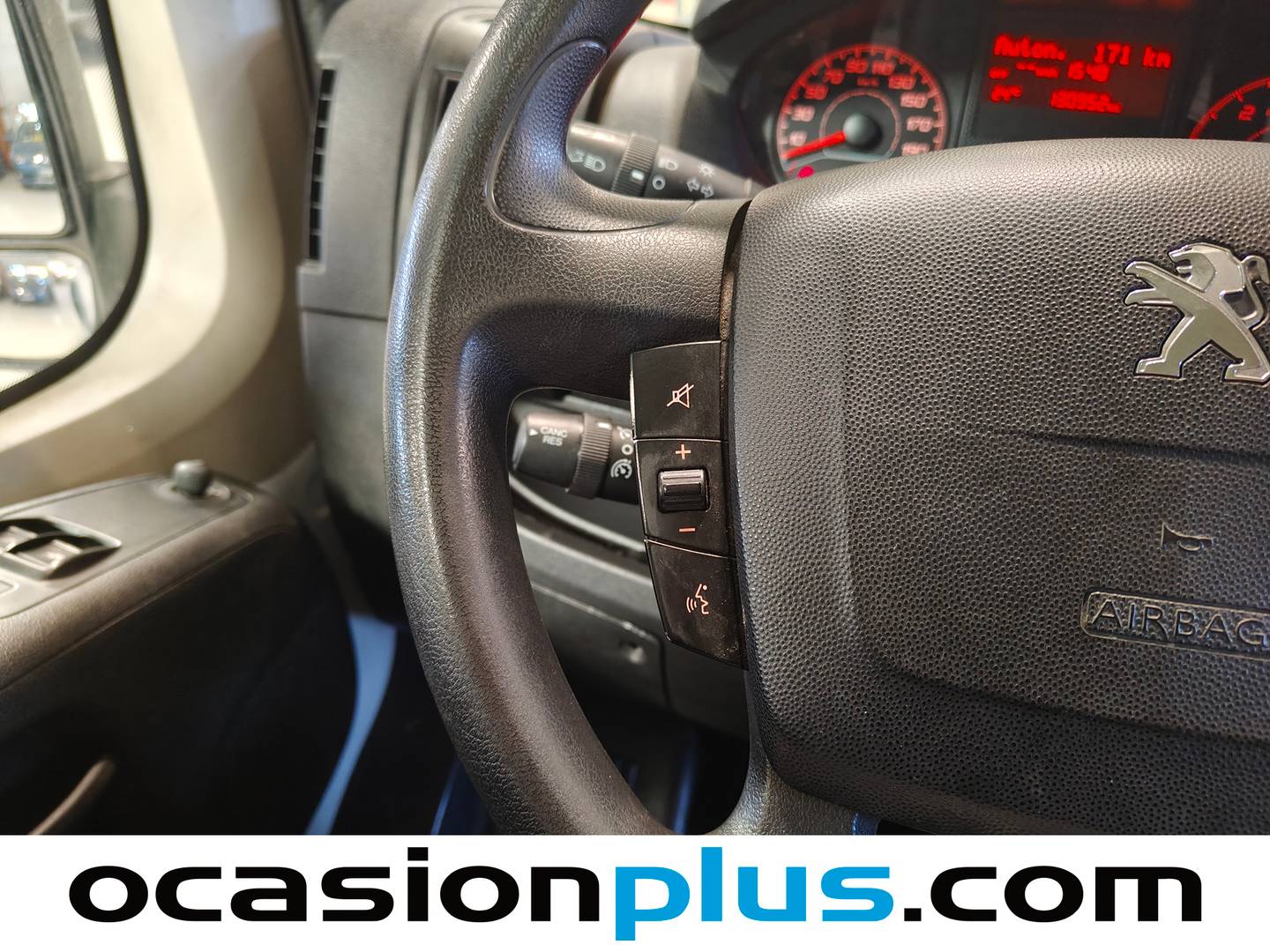Peugeot Boxer Peugeot Boxer Furgon BlueHDi 140 S&S 335 L3H2 (140 CV) seminuevo