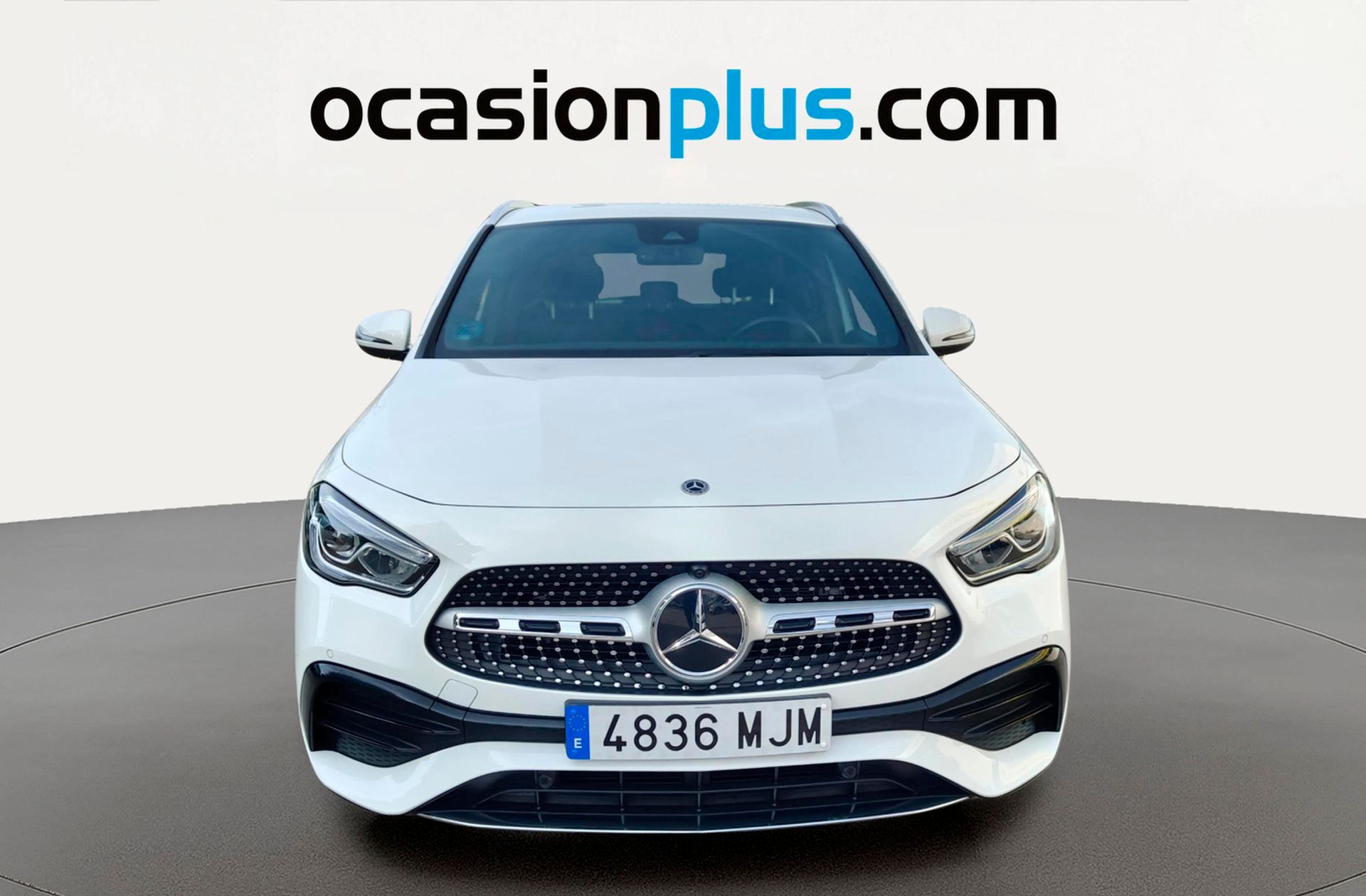 Mercedes-Benz GLA 200 - foto 14