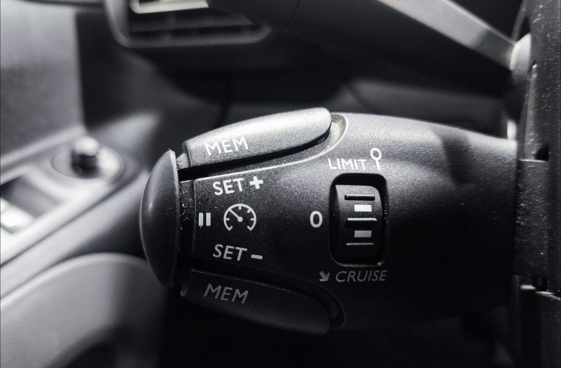 Peugeot Rifter BlueHDi 130 Active Standard - foto 24