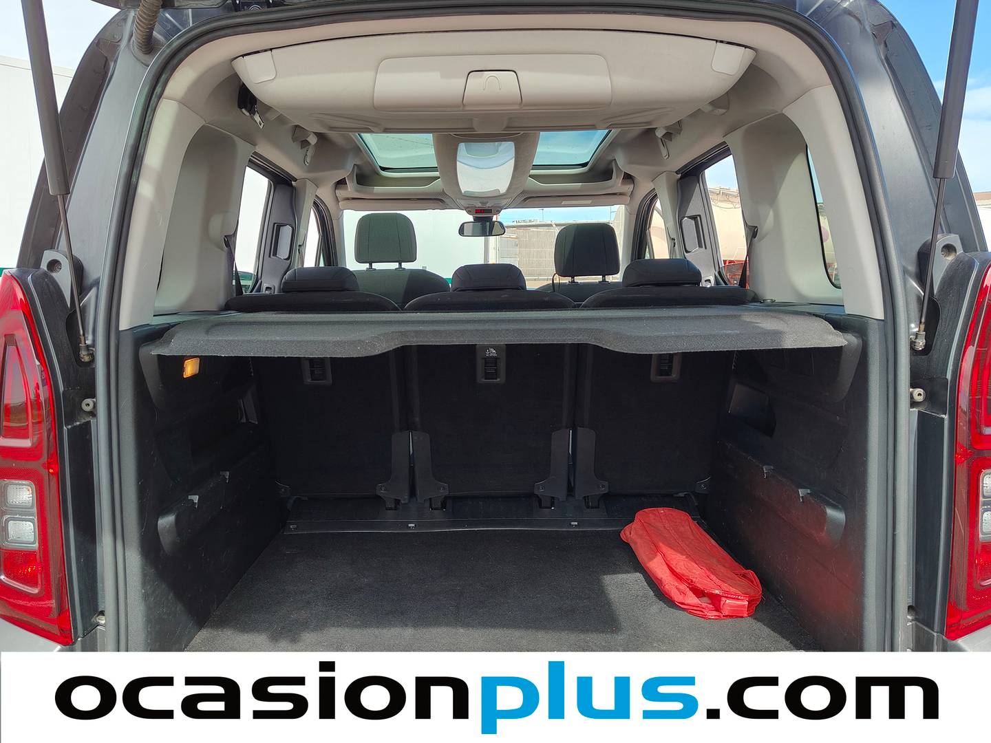 Fotos maletero Citroën Berlingo Citroen Berlingo BlueHDi 130 S&S Talla M Shine EAT8 (130 CV)