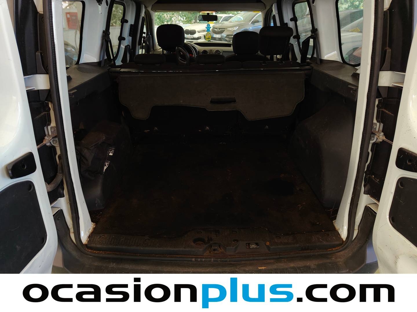 Fotos maletero Dacia Dokker Dacia Dokker Essential 1.6 ECO-G (109 CV)