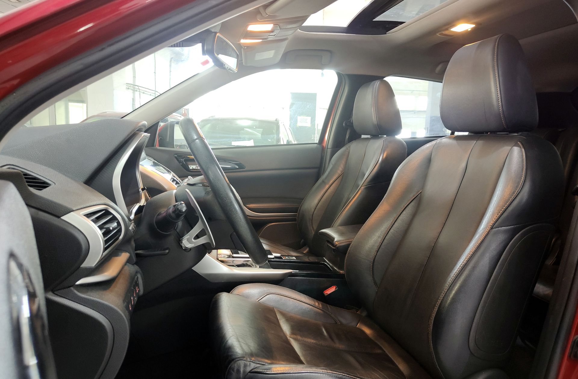 Mitsubishi Eclipse Cross 150T Kaiteki 4WD CVT - foto 11