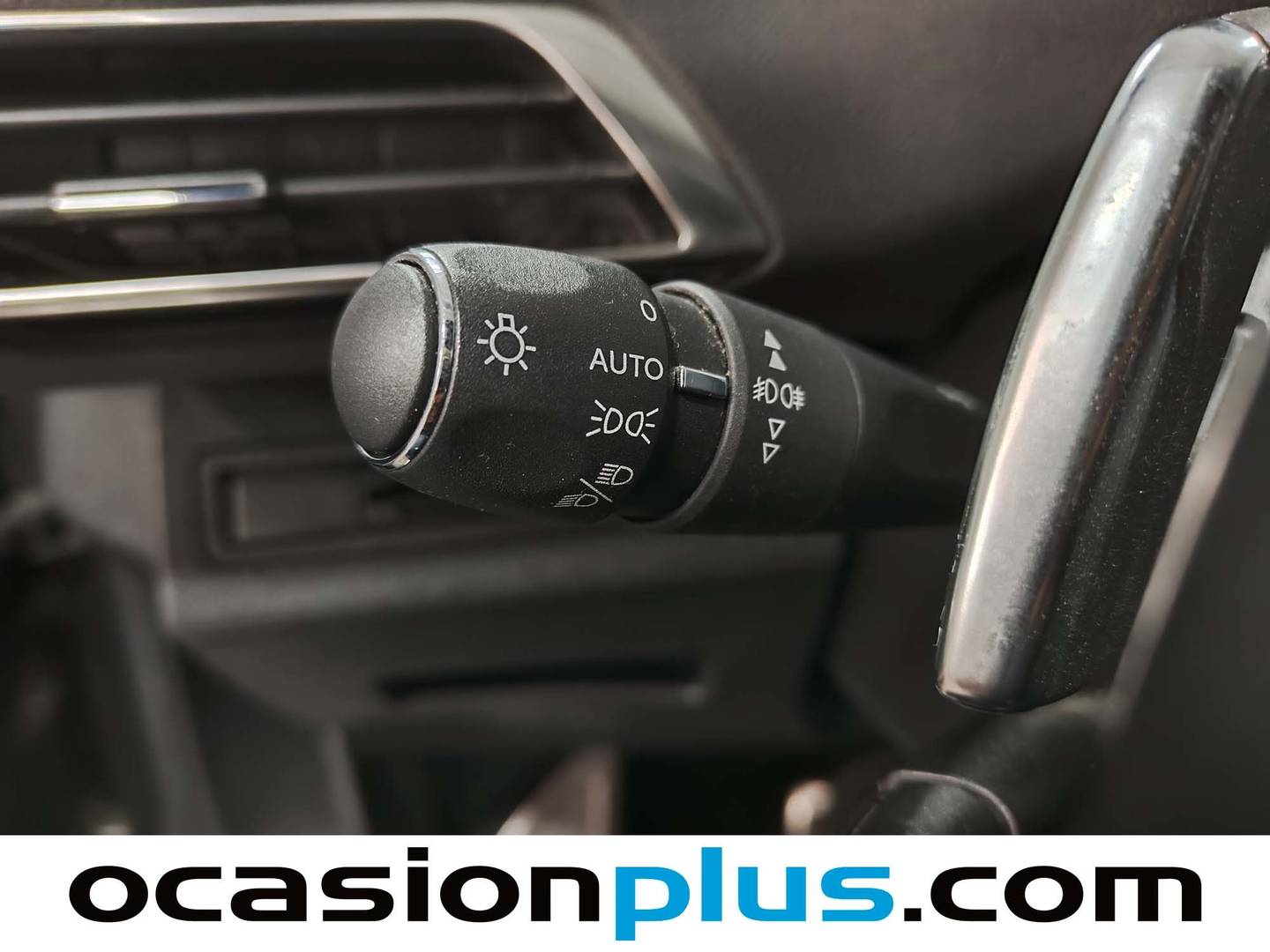 Foto Peugeot 5008 Peugeot 5008 PureTech 130 GT Line EAT8 7 Plazas (130 CV)