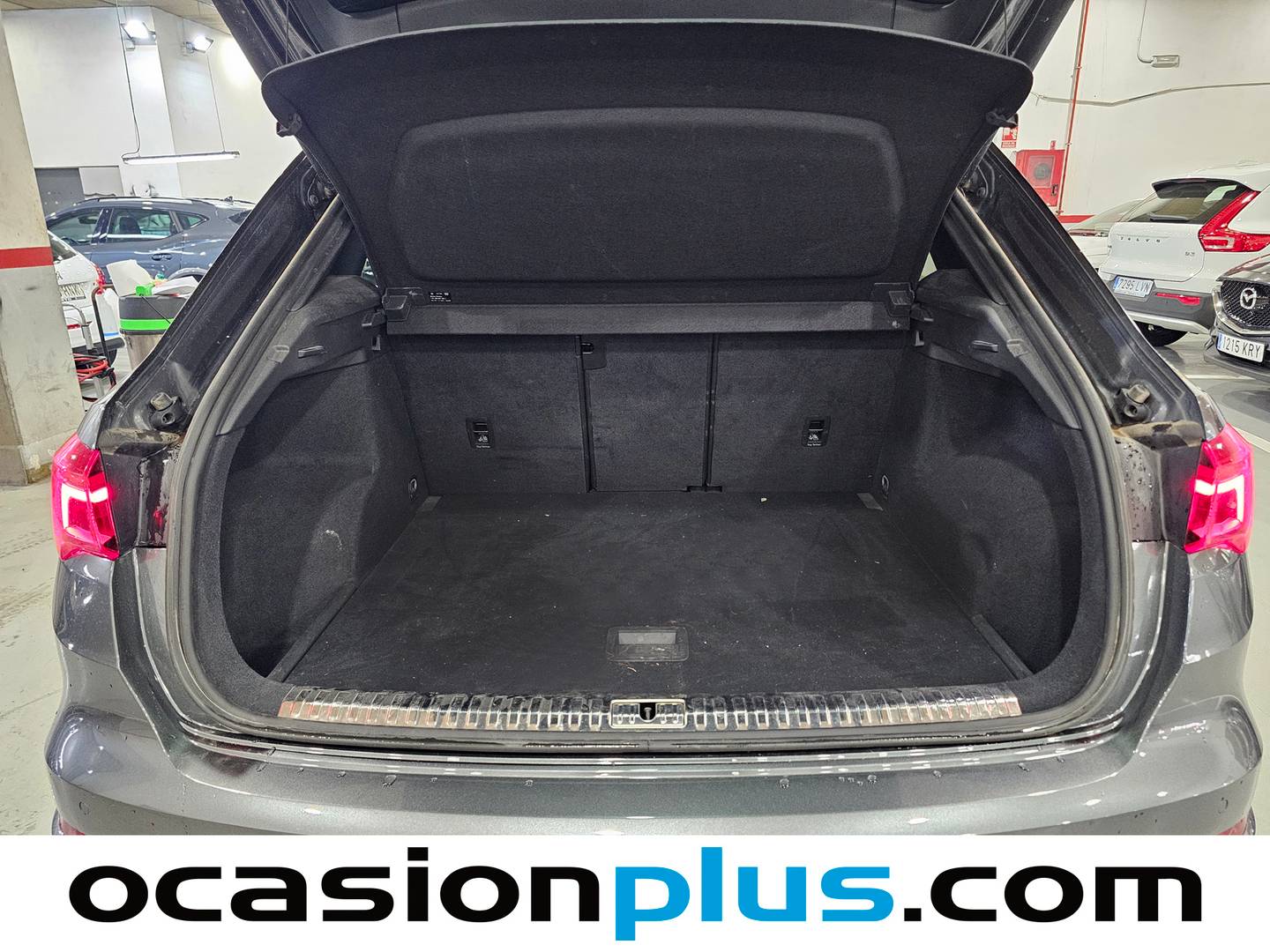 Fotos maletero Audi Q3 Audi Q3 Black line 35 TFSI (150 CV) S tronic PACK S-LINE