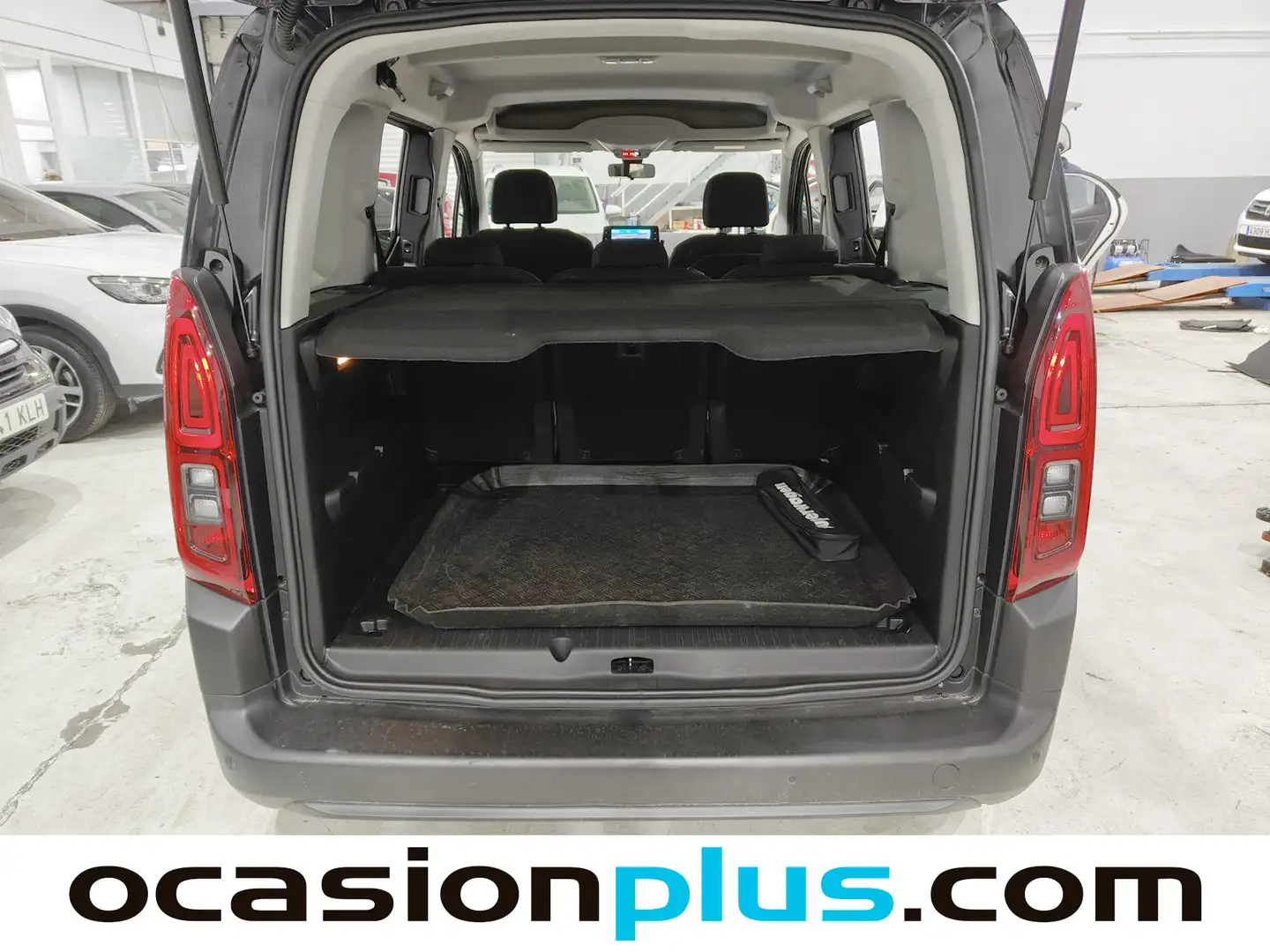 Foto Citroën Berlingo Citroen Berlingo BlueHDi 130 S&S Talla M Shine (130 CV)