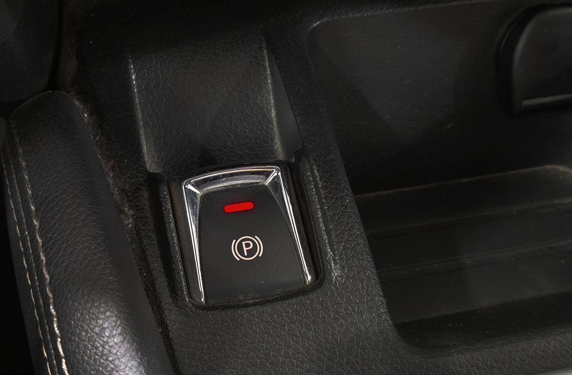 Nissan Qashqai DIG-T 115 N-Connecta 4x2 - foto 27