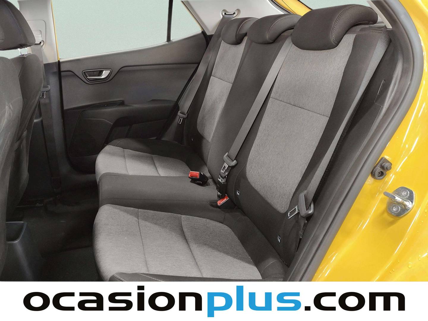 Foto asientos traseros KIA Stonic KIA Stonic 1.0 T-GDi Drive (100 CV)