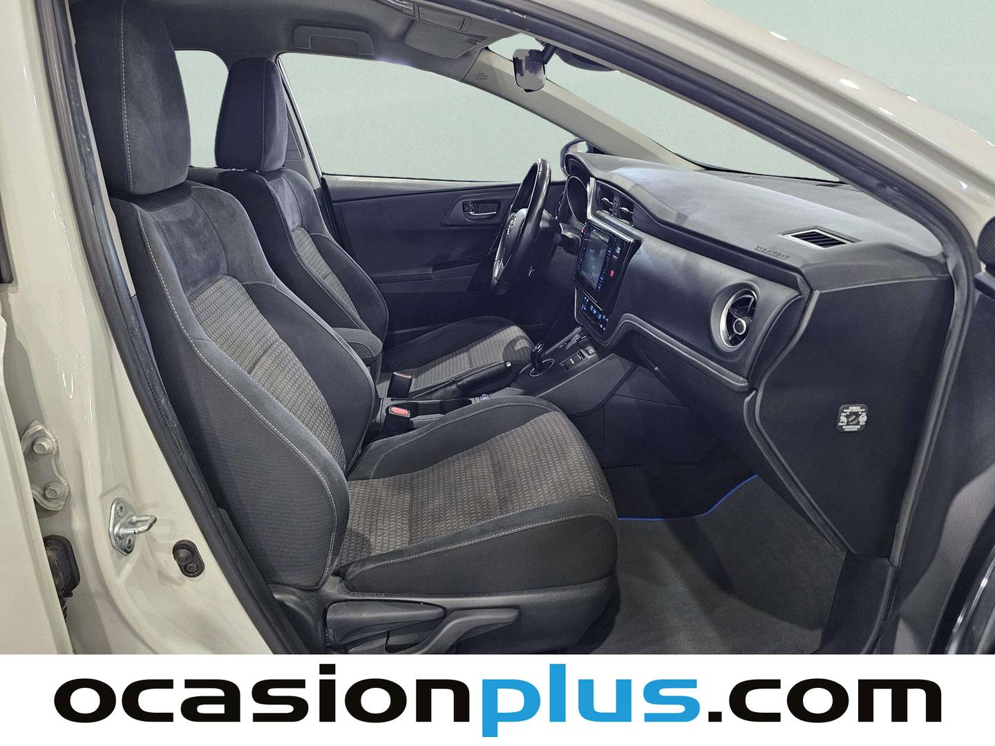 Toyota Auris Toyota Auris 140H Hybrid Feel! (136 CV) automático