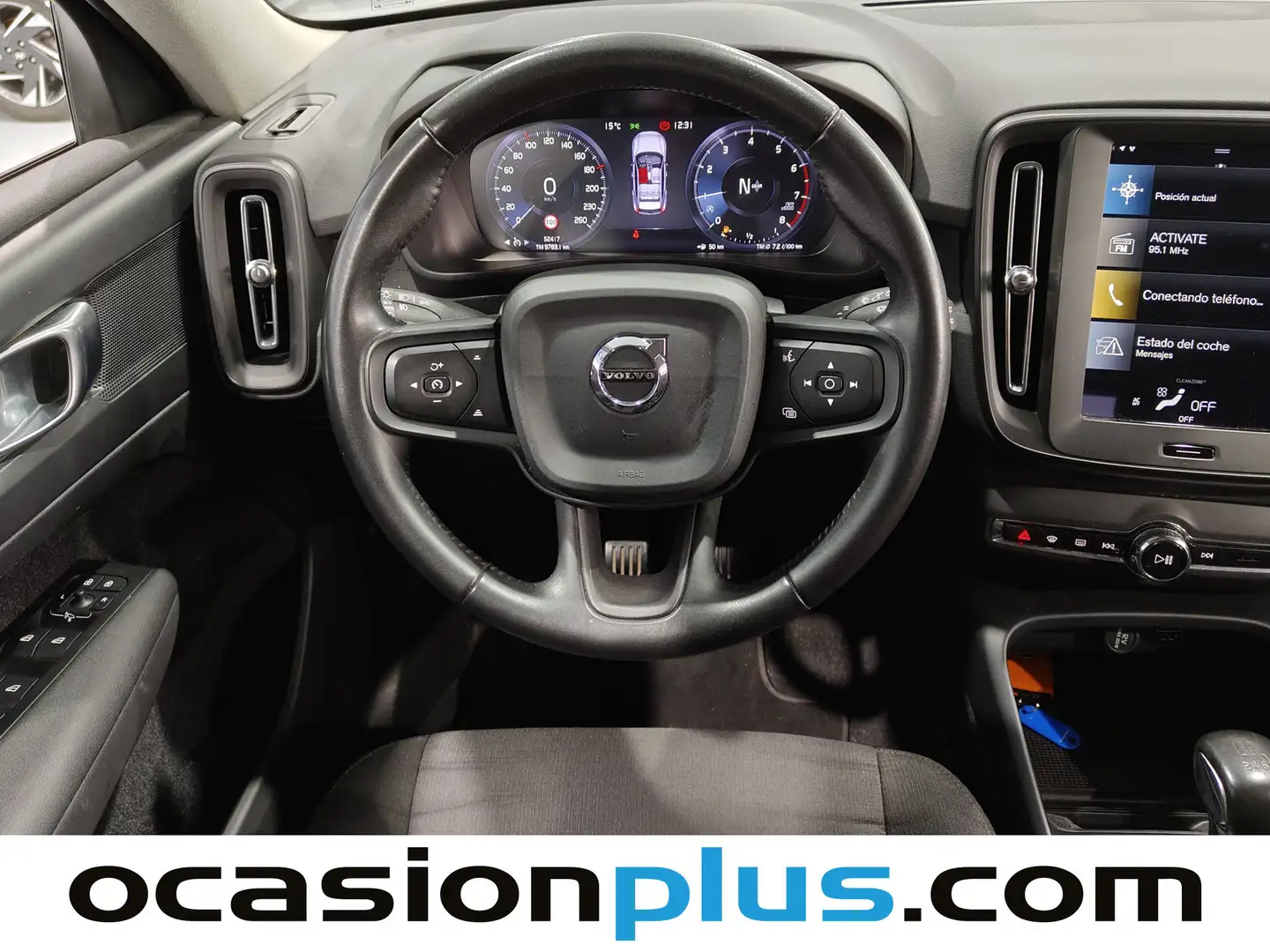 Foto Volvo XC40 Volvo XC40 T2 Momentum Core (129 CV)