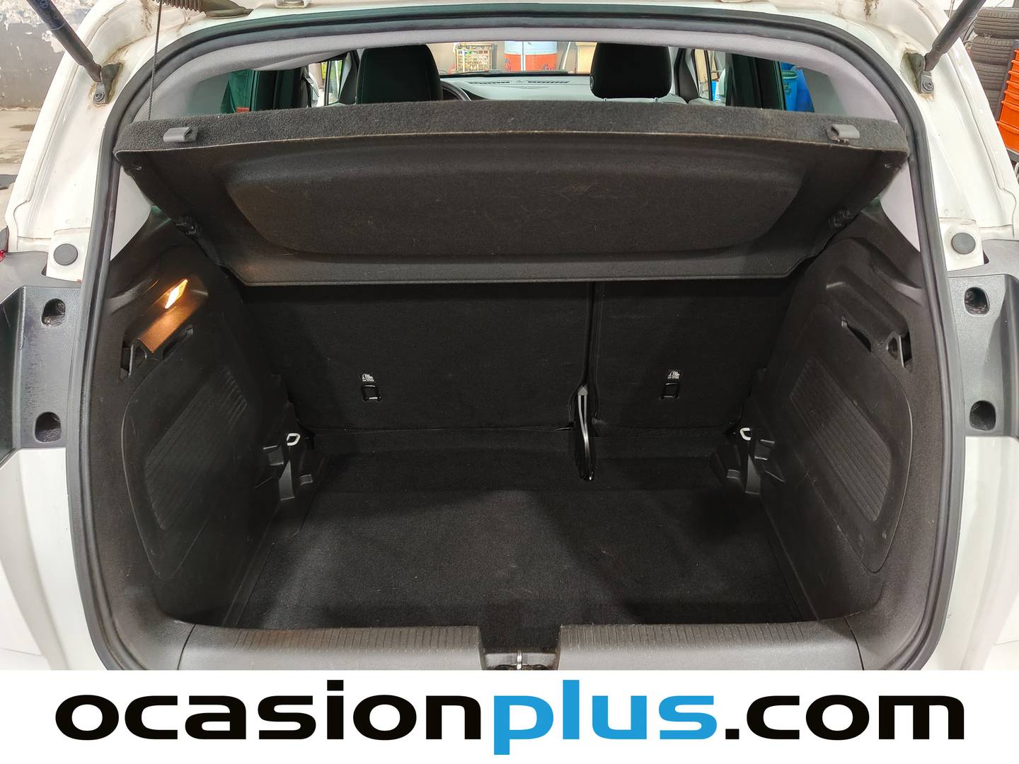 Fotos maletero Opel Crossland X Opel Crossland X 1.2 Turbo S&S ecoTEC Selective (110 CV)