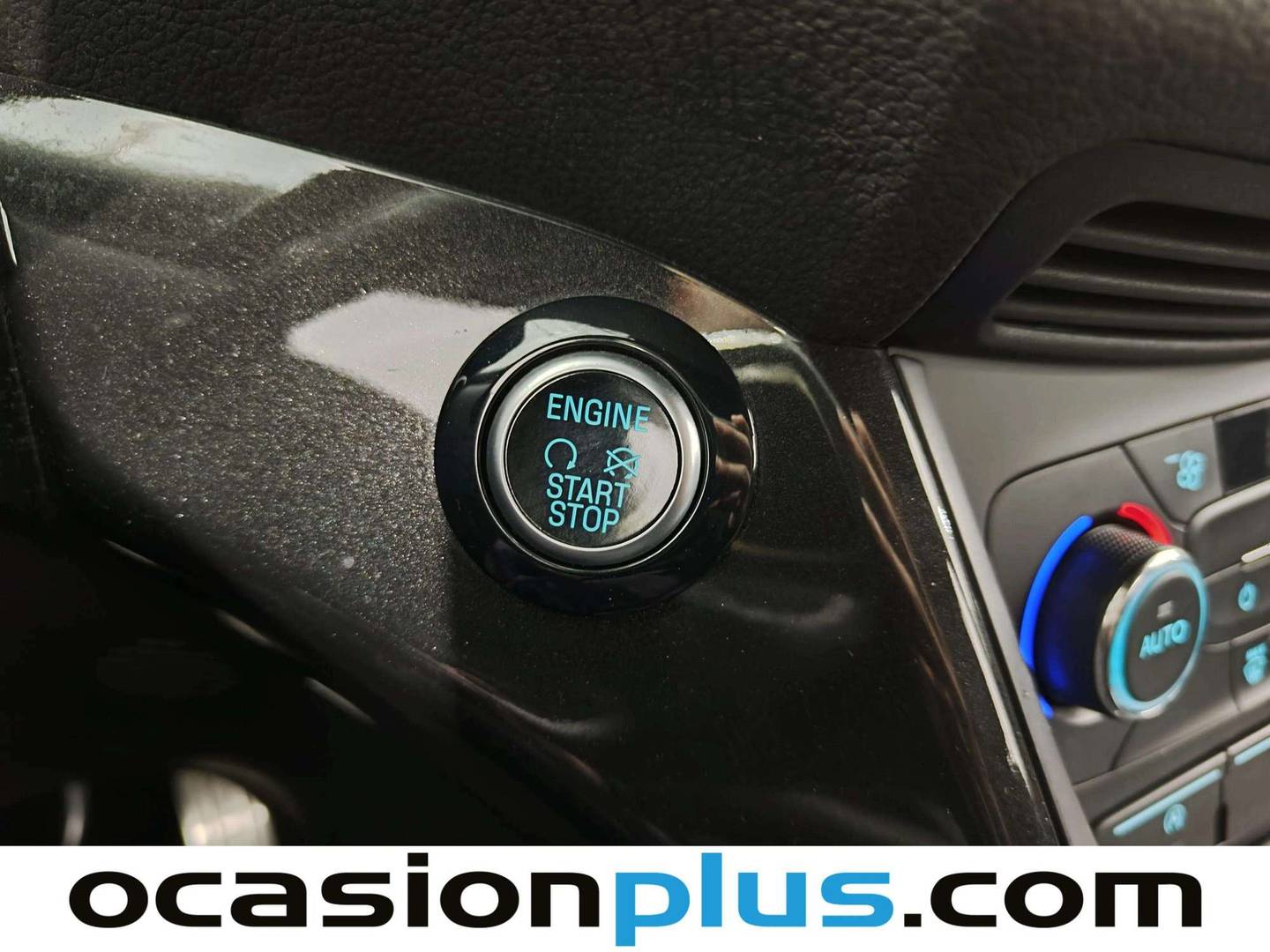 Foto Ford Kuga Ford Kuga 2.0 TDCI S&S ST-Line 4x2 (150 CV)