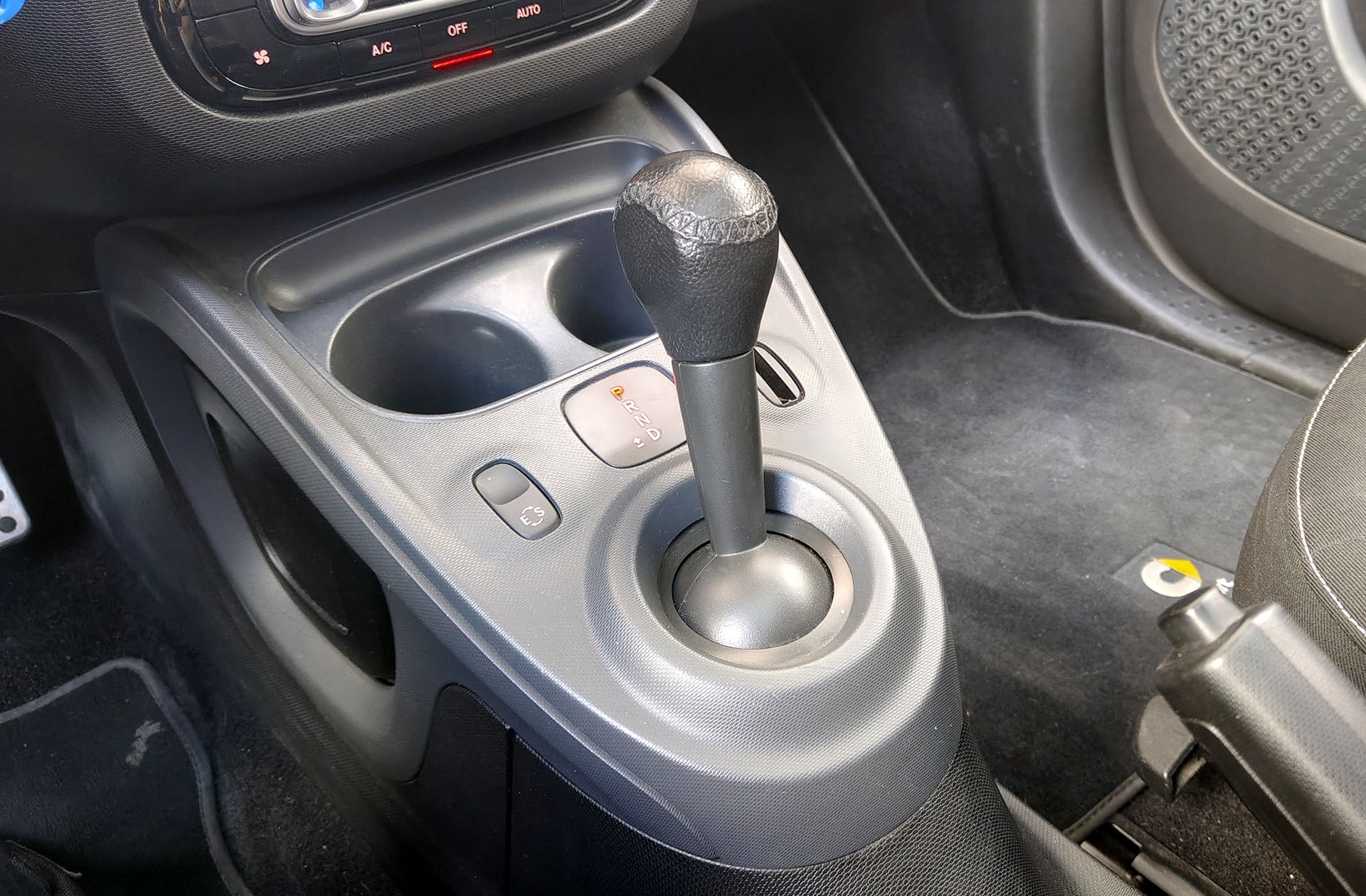 smart fortwo Coupe 66 Proxy - foto 5