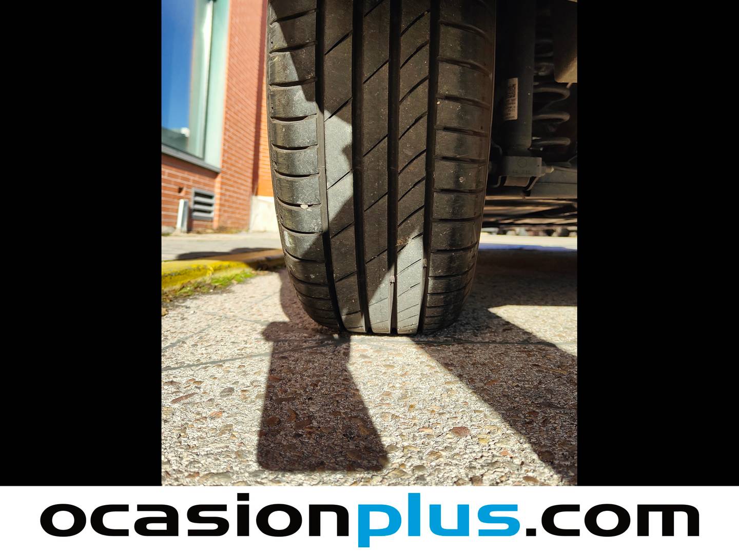 Foto Skoda Kamiq Skoda Kamiq 1.0 TSI Ambition DSG (110 CV)