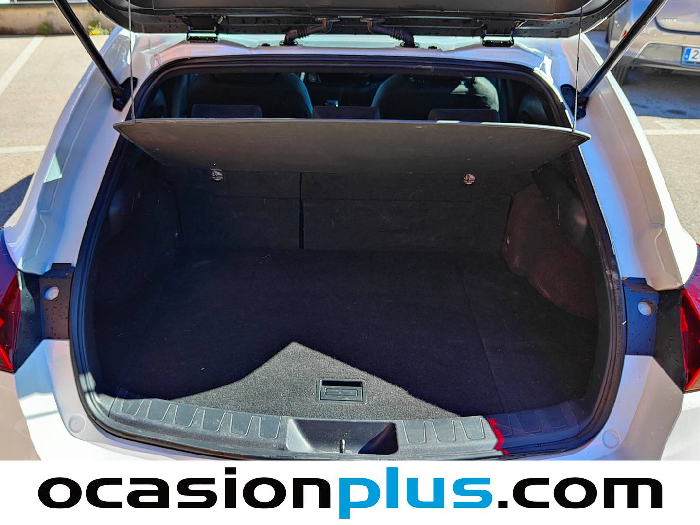 Foto Lexus UX Lexus UX 250h Business City  (184 CV)