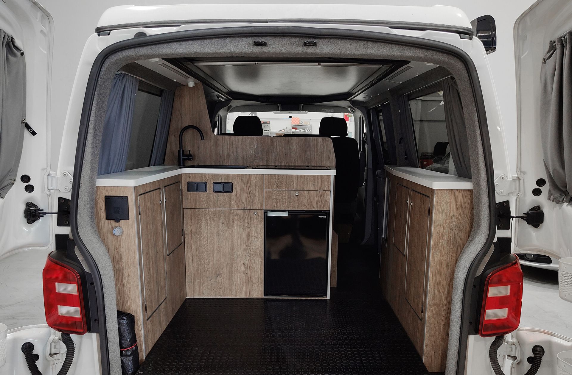 Volkswagen Transporter Furgon Batalla Larga TM 2.0 TDI BMT - foto 29