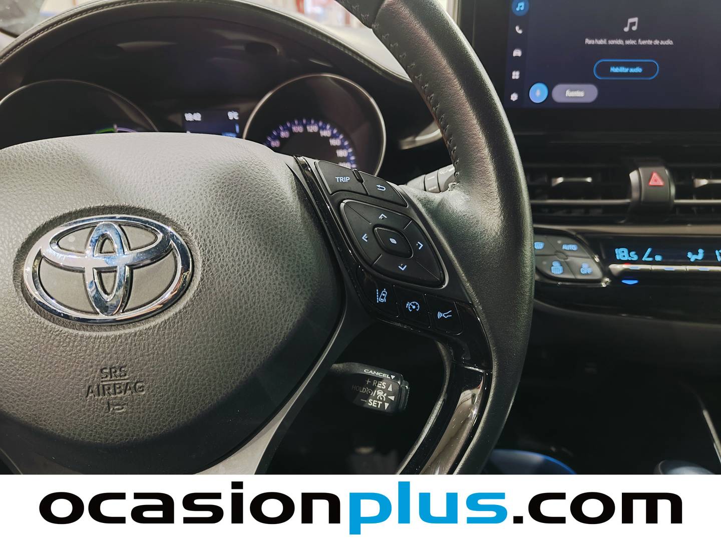 Foto Toyota C-HR Toyota C-HR 1.8 125H Advance (122 CV)