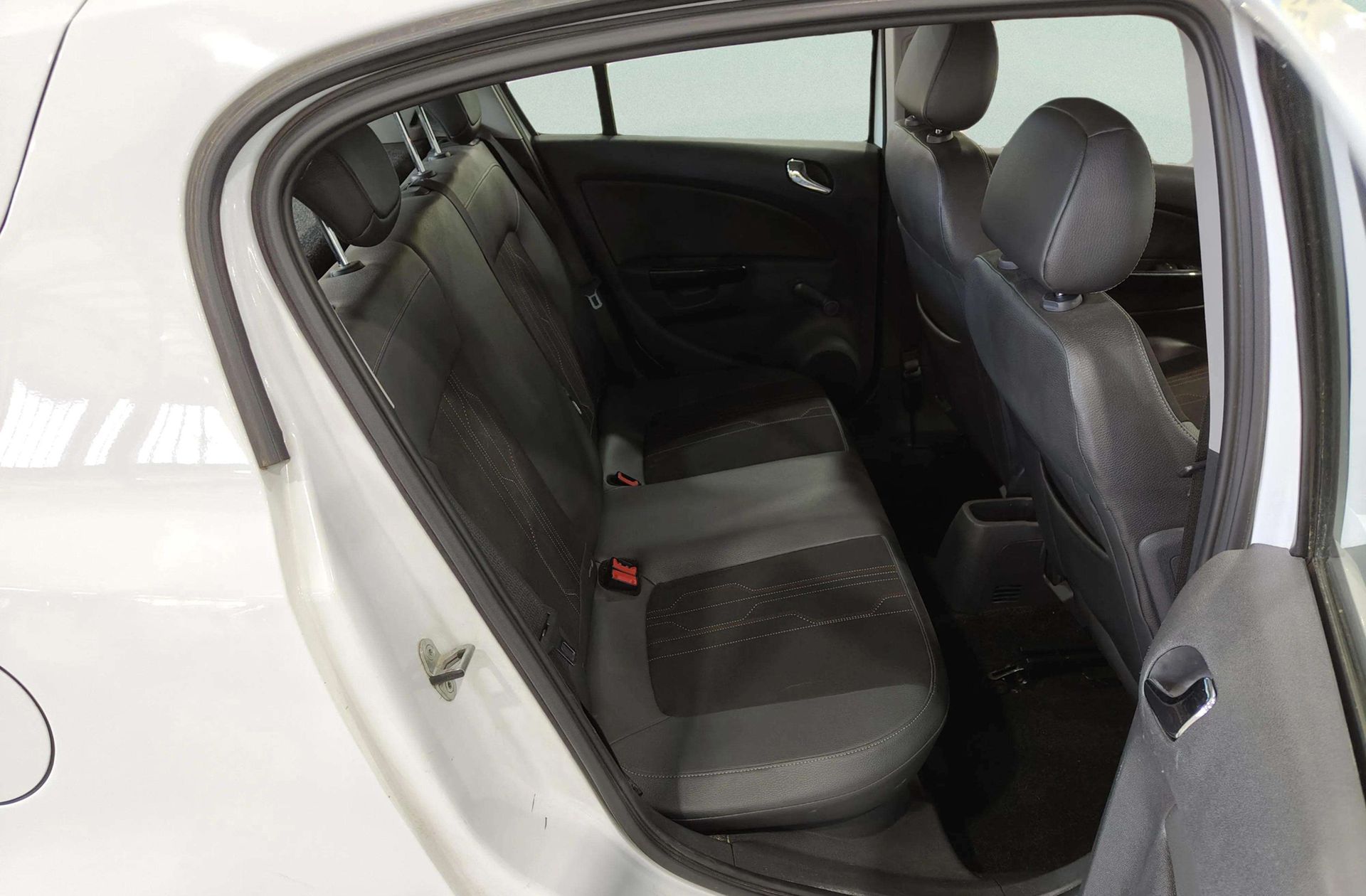 Opel Corsa 1.2 Selective Easytronic - foto 15