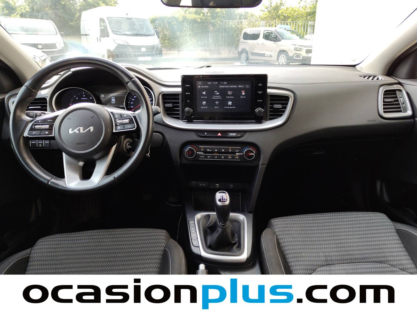 Foto KIA Ceed Kia Ceed 1.6 MHEV iMT Drive (136 CV)