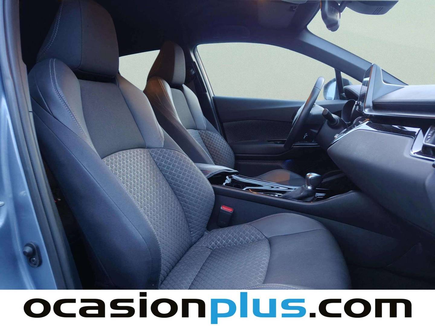 Toyota C-HR Toyota C-HR 1.8 125H Advance (122 CV) automático