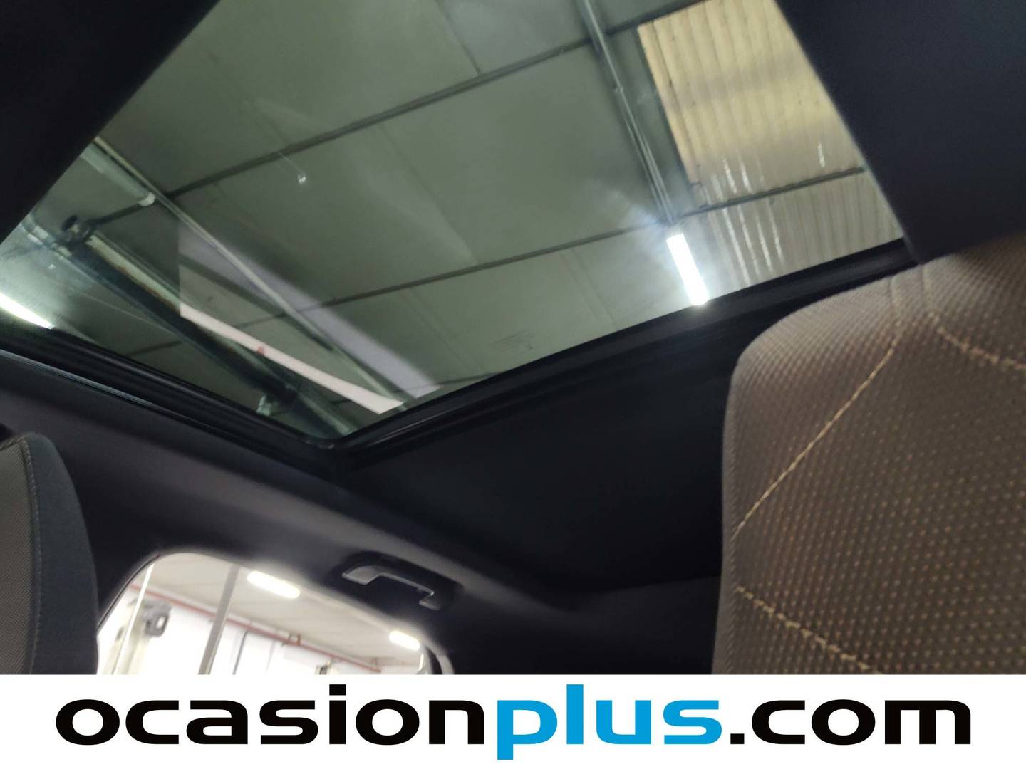 Foto DS DS 7 Crossback DS DS7 Crossback BlueHDi 130 DE Bastille + AT  (130 CV)