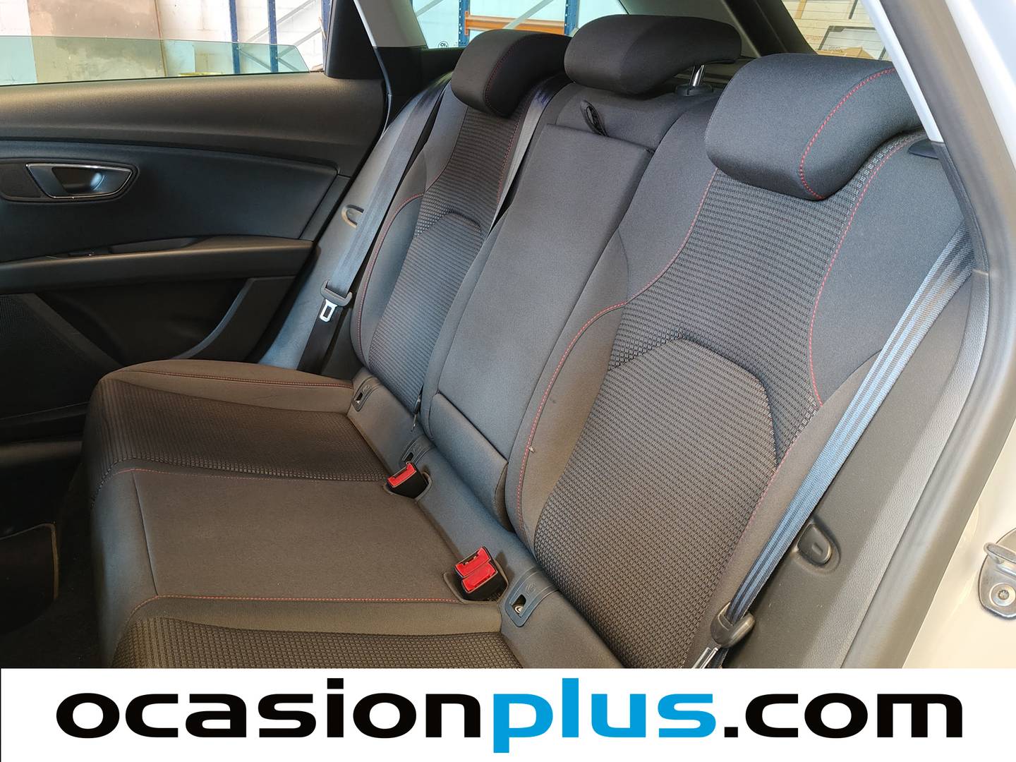 Foto asientos traseros Seat León Seat León ST 1.5 EcoTSI S&S FR DSG (150 CV)